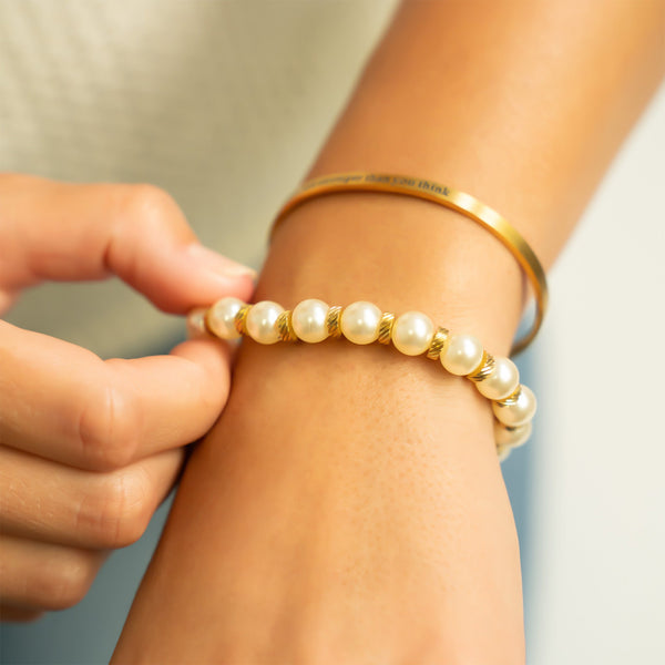Kiska Glass Pearl Bracelet – 18K Gold, Textured Spacers, Waterproof
