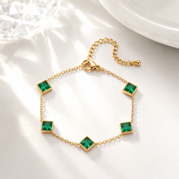Emerald Station Bracelet – 18K Gold, Green Stone, Dainty