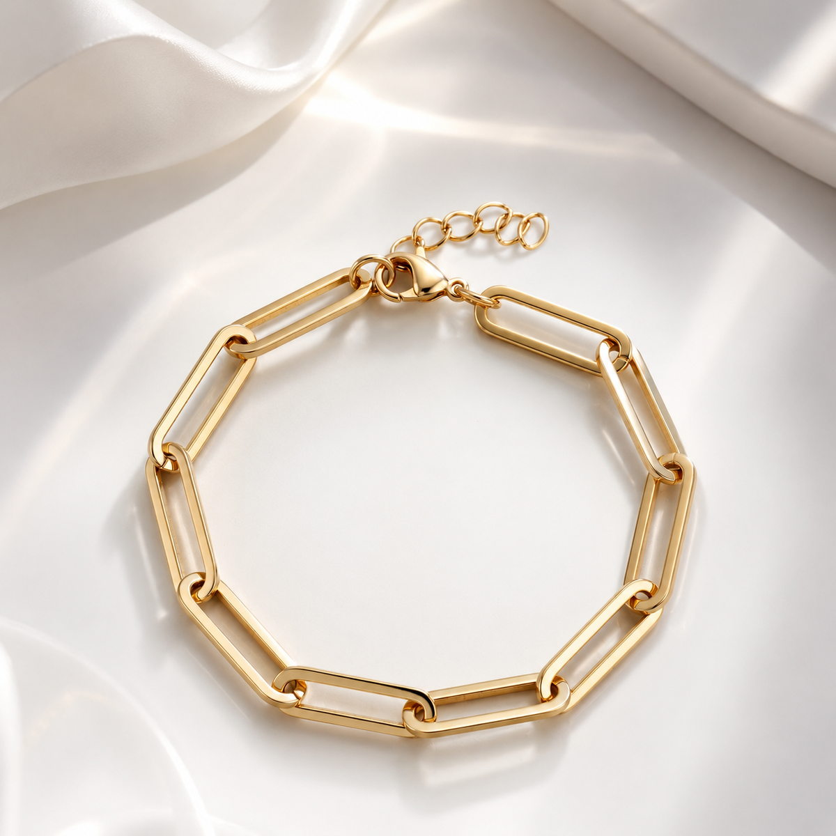 Paperclip Chain Bracelet – product image 1
