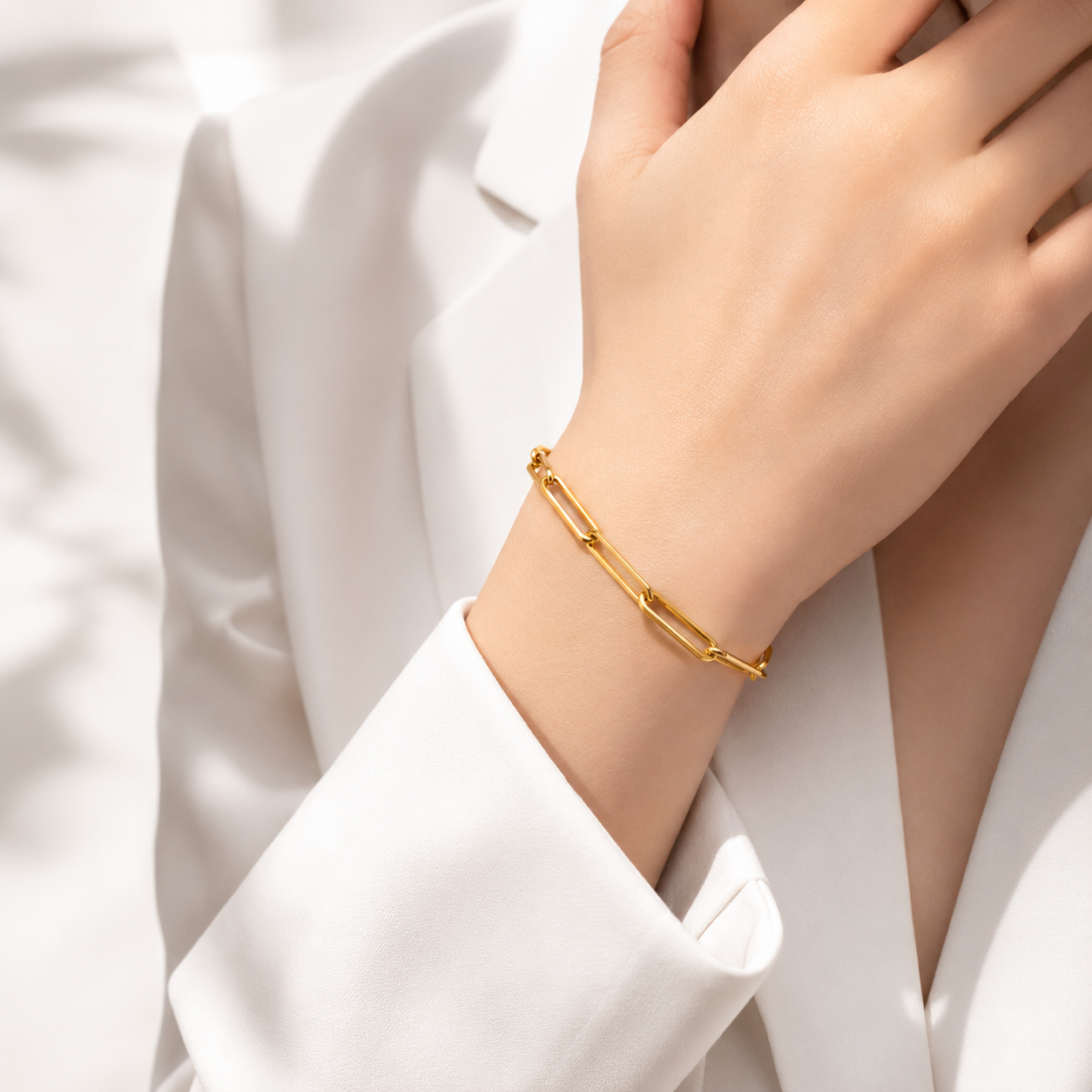 Paperclip Chain Bracelet – 18K Gold, Minimalist, Modern