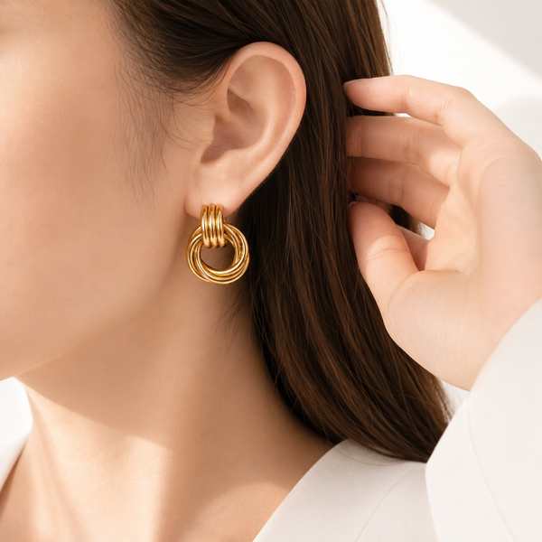 Double Circle Stud Earrings – 18K Gold, Geometric, Waterproof