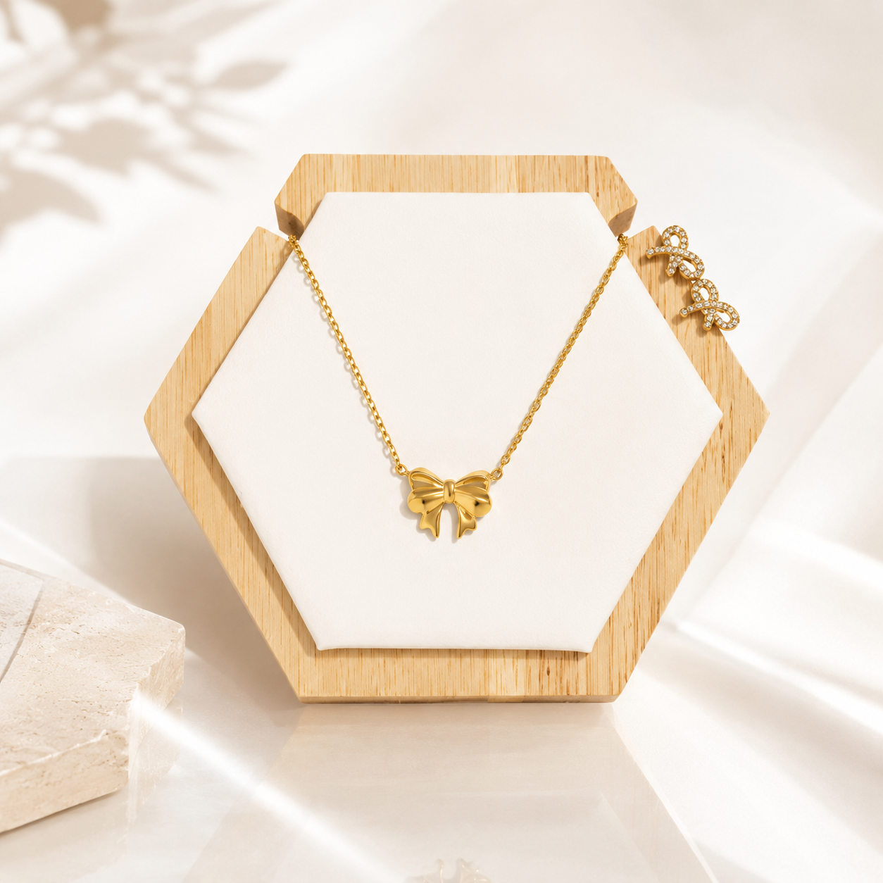 Bow Pendant Necklace – 18K Gold, Minimalist, Waterproof