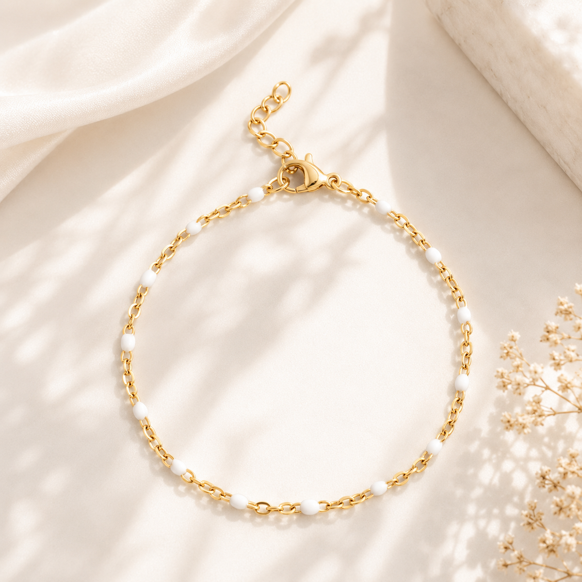 Dainty Confetti Bracelet – product image 1