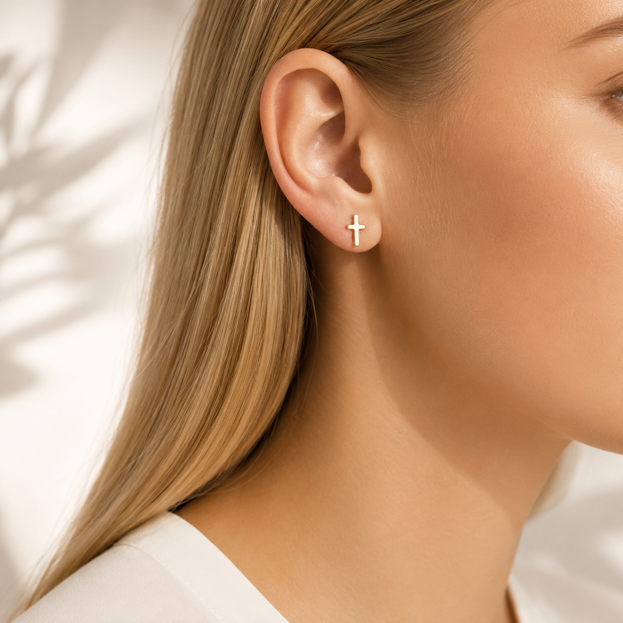 Cross Stud Earrings – 18K Gold, Minimalist 5mm