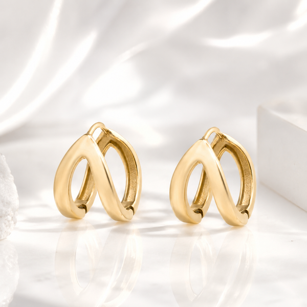 Split Hoop Earrings – 18K Gold, Minimalist, Everyday