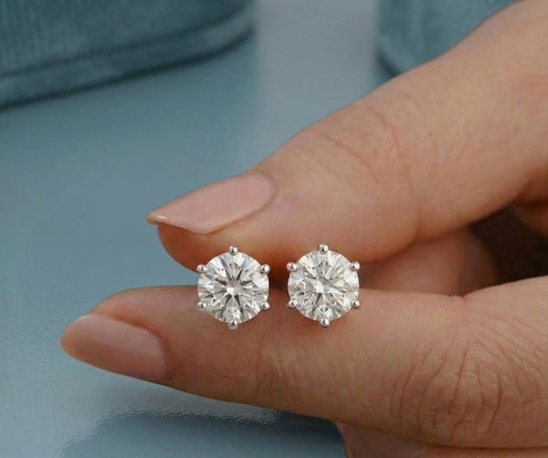 Round Lab Diamond Stud Earrings 6-Prong – Solid Gold, IGI Certified