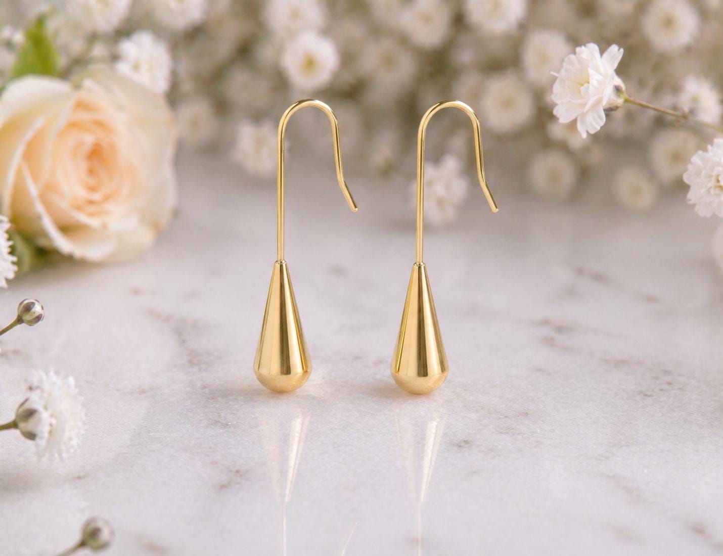 Drop Earrings – 18K Gold, Minimalist, Waterproof