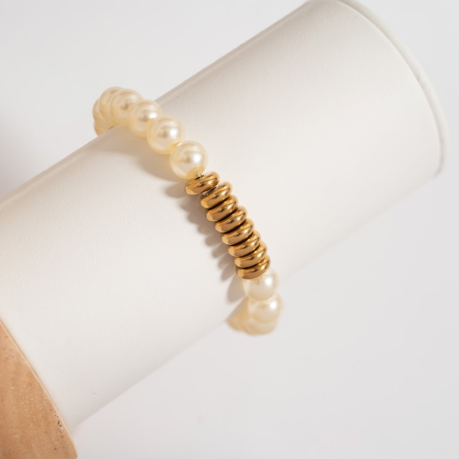 Glass Pearl Bracelet – 18K Gold Spacers, 8mm, Waterproof