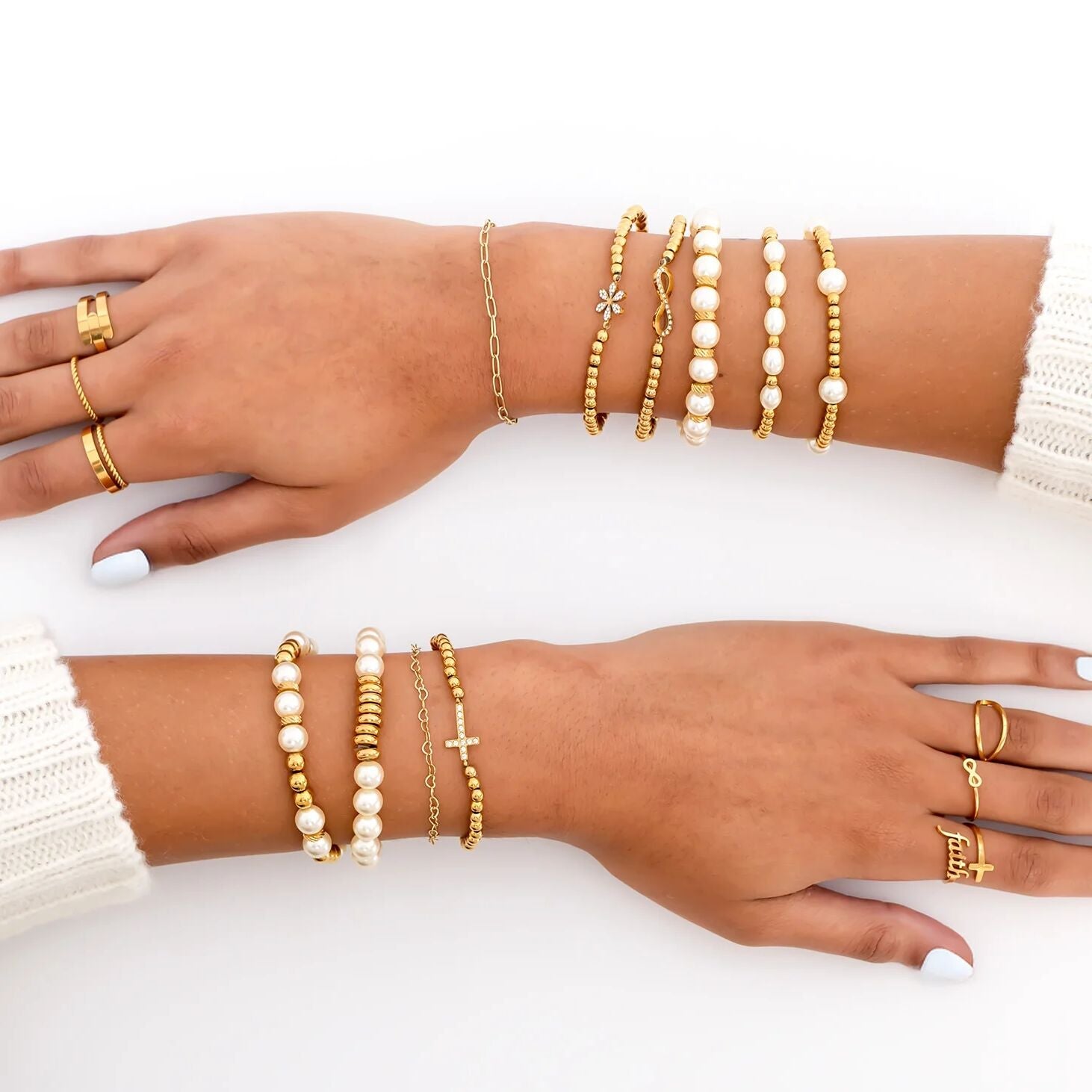Kiska Glass Pearl Bracelet – 18K Gold, Textured Spacers, Waterproof
