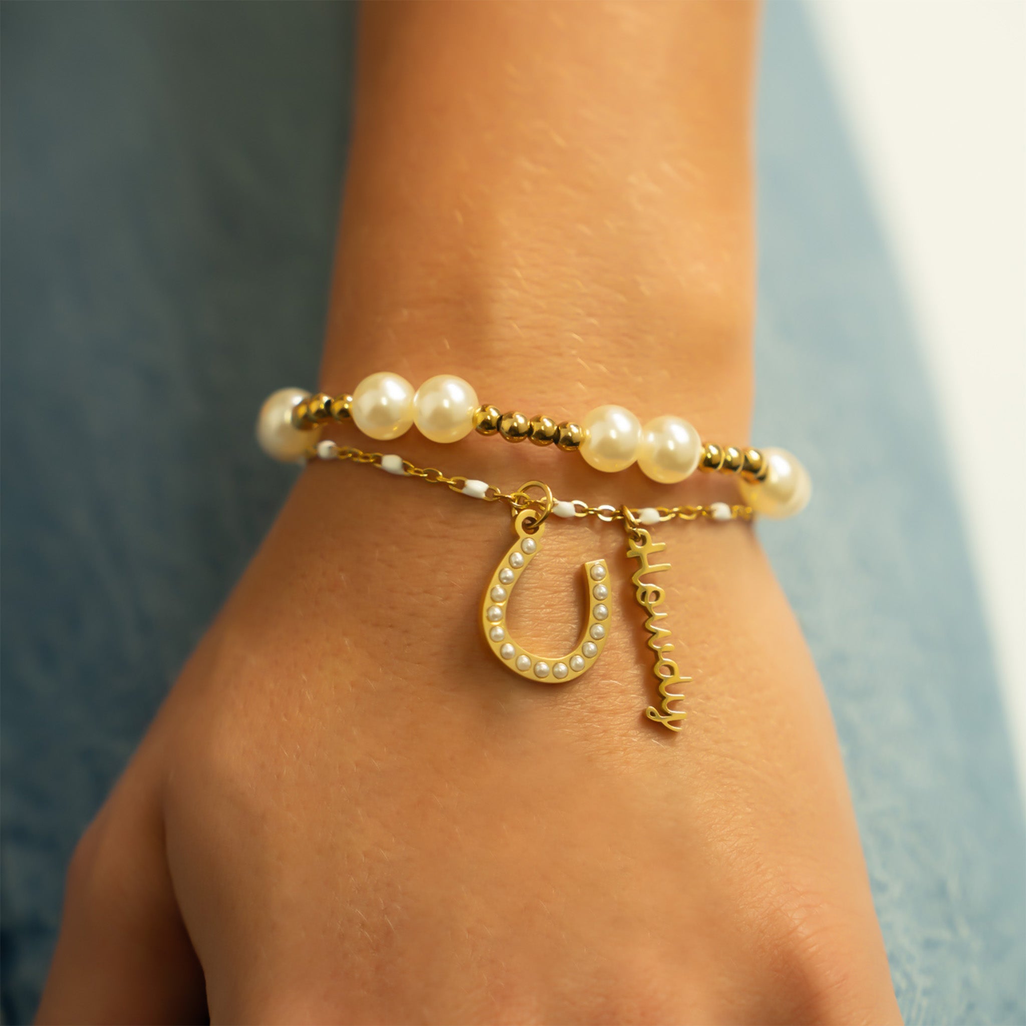 Pearl Stretch Bracelet – 18K Gold, 8mm Glass Pearls, Stackable