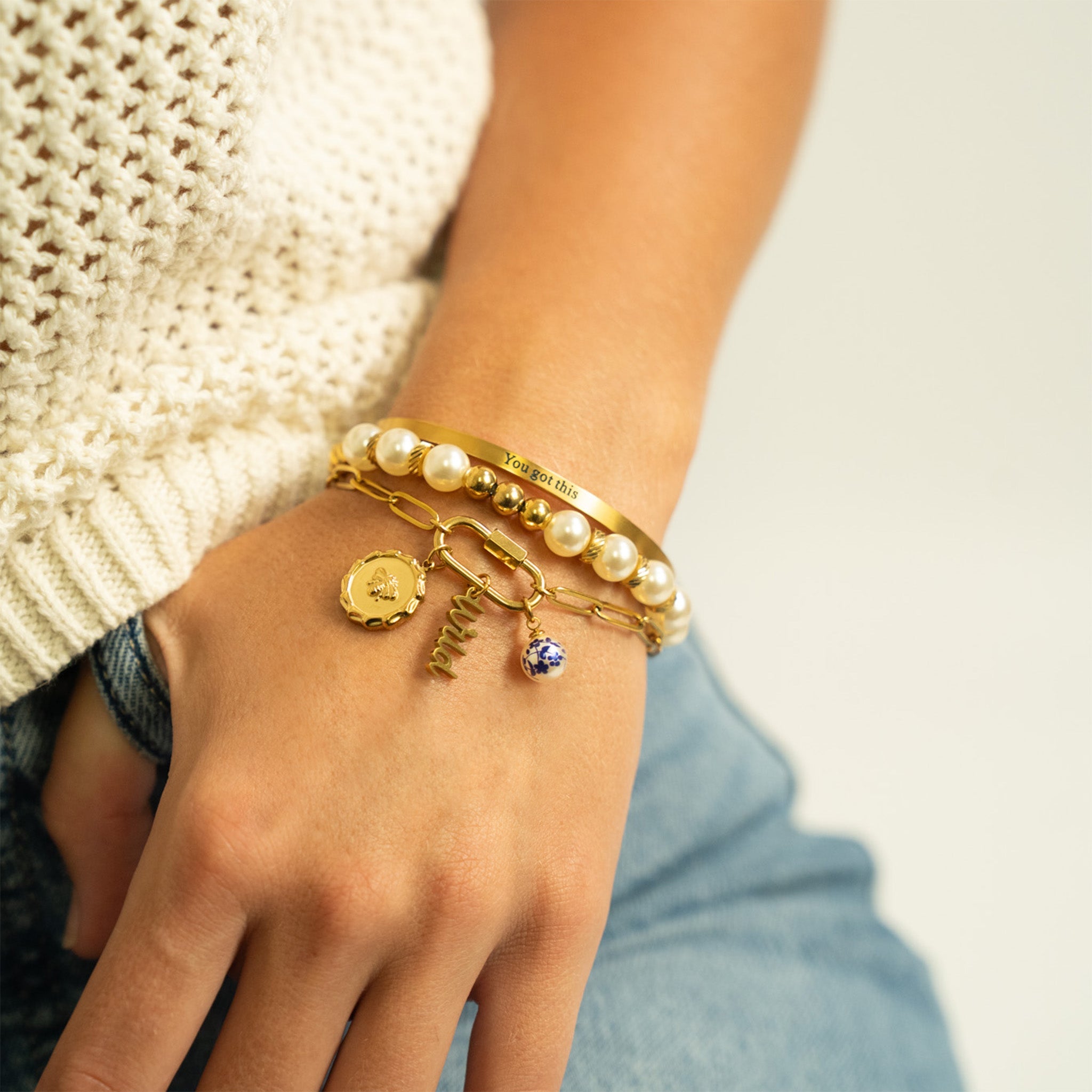 Oval Glass Pearl Stretch Bracelet – 18K Gold, Stackable, Waterproof