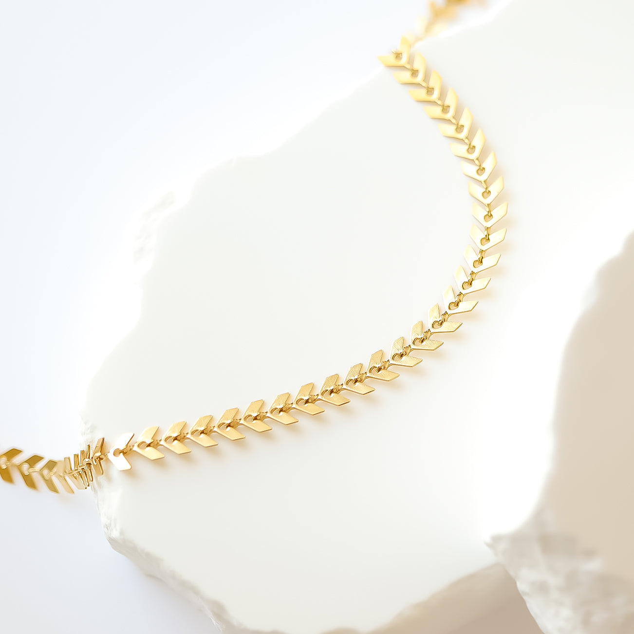 Chevron Chain Layering Necklace – 18K Gold, Waterproof