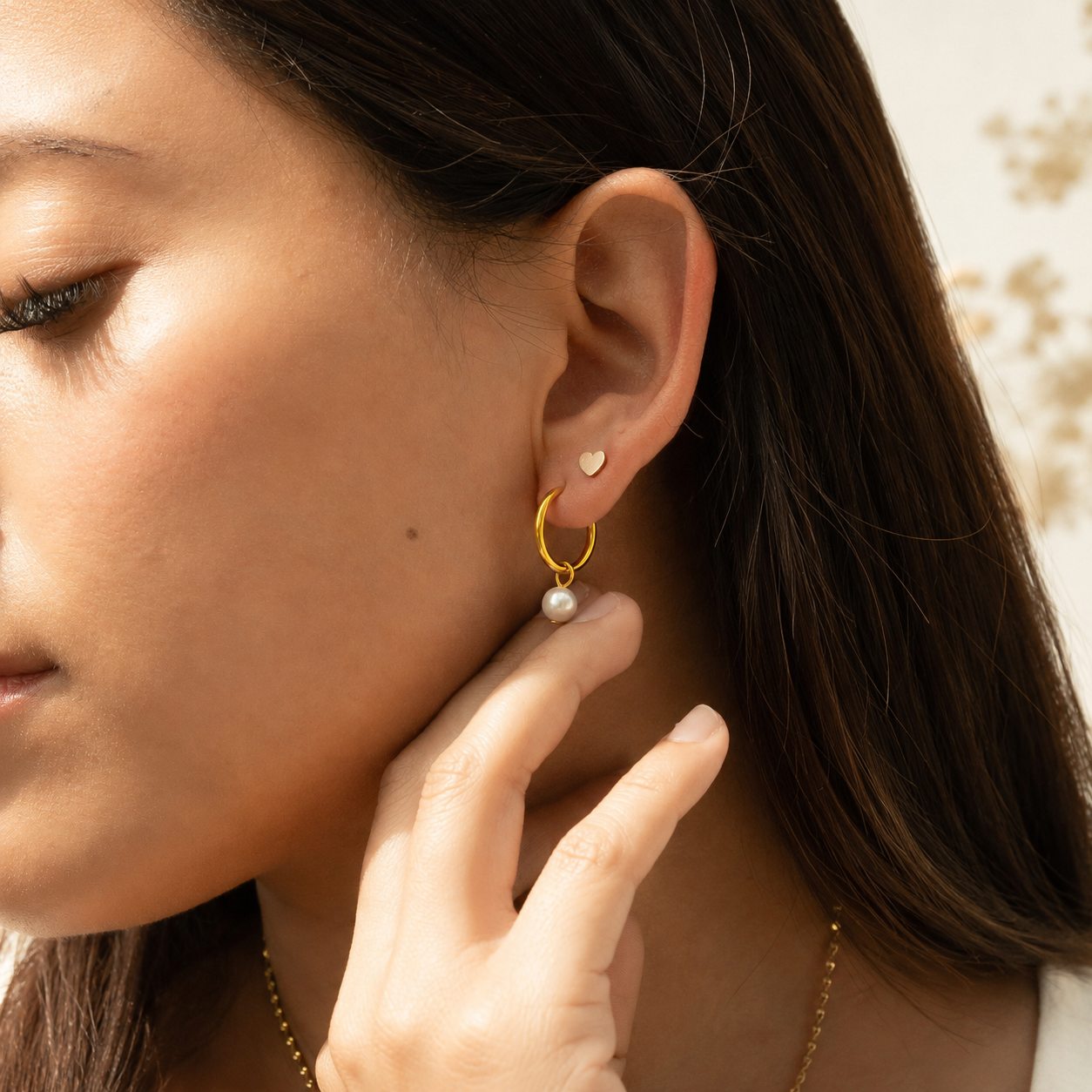Pearl Huggie Hoop Earrings – 18K Gold, Waterproof, Hypoallergenic