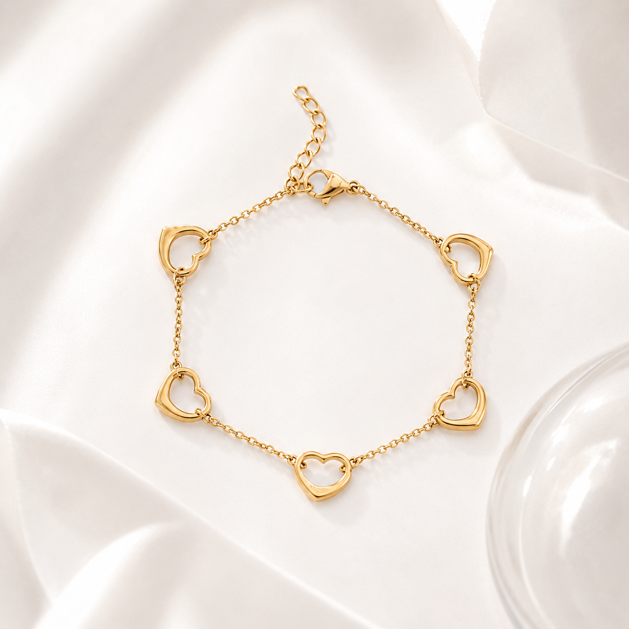 Heart Station Bracelet – 18K Gold, Dainty Chain