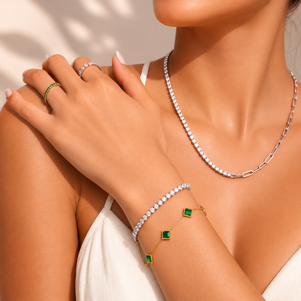 Emerald Station Bracelet – 18K Gold, Green Stone, Dainty