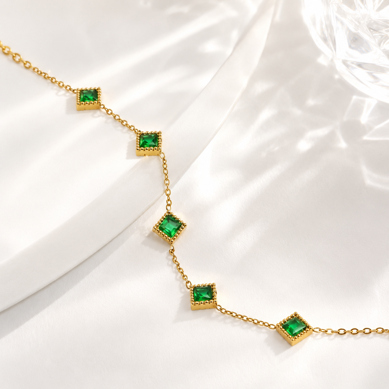 Emerald Station Bracelet – 18K Gold, Green Stone, Dainty