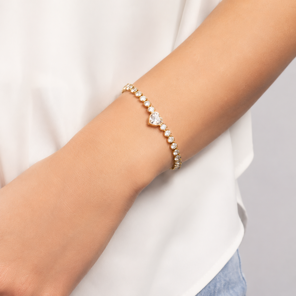 Heart Tennis Bracelet – 18K Gold, CZ Sparkle, Romantic