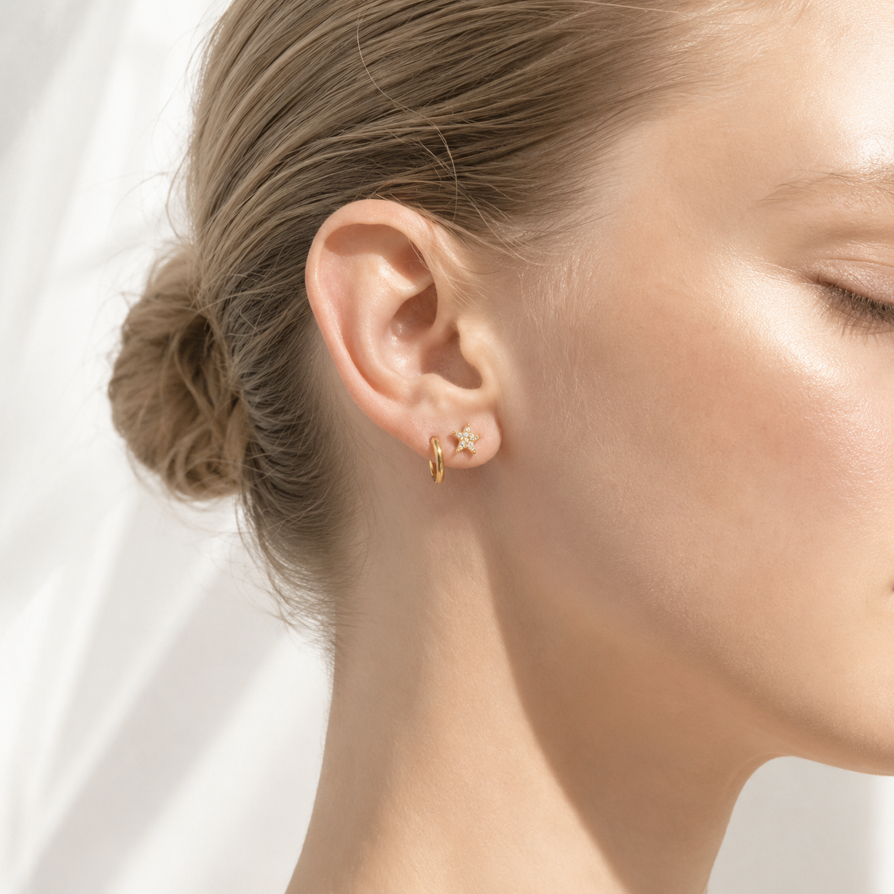 Pave Star Stud Earrings – 18K Gold, Dainty Celestial, Waterproof