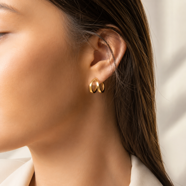 Split Hoop Earrings – 18K Gold, Minimalist, Everyday