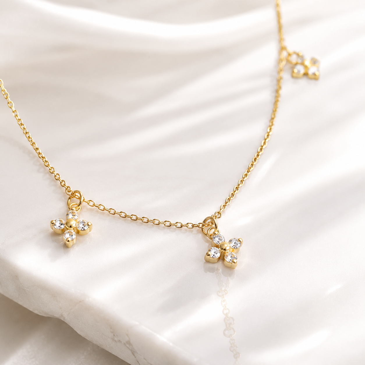 Floral CZ Pendant Necklace – 18K Gold, Sparkling, Waterproof
