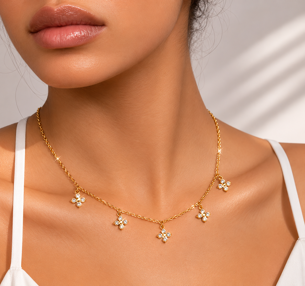Floral CZ Pendant Necklace – 18K Gold, Sparkling, Waterproof