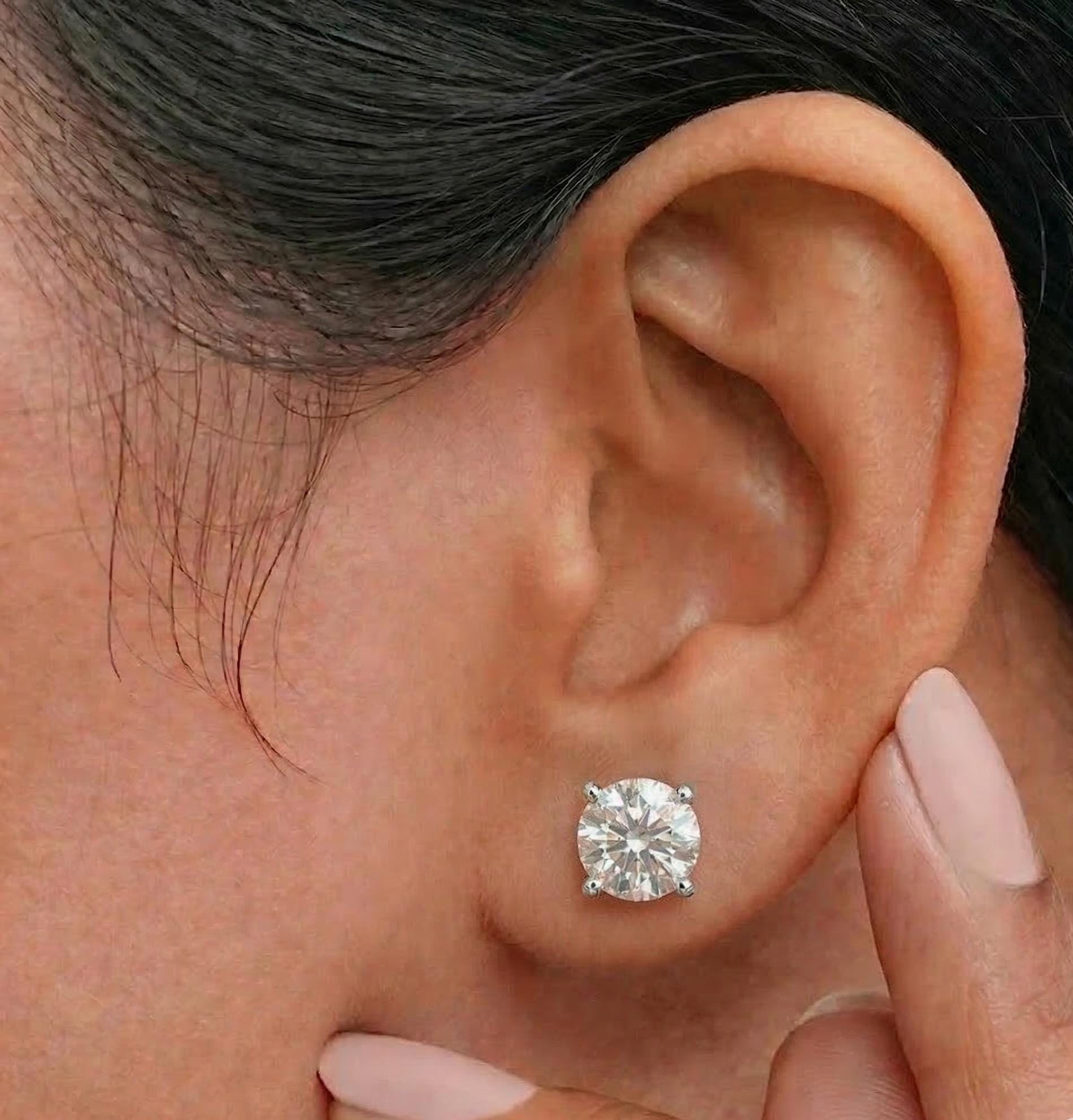 Round Lab Diamond Stud Earrings 4-Prong – Solid Gold, IGI Certified