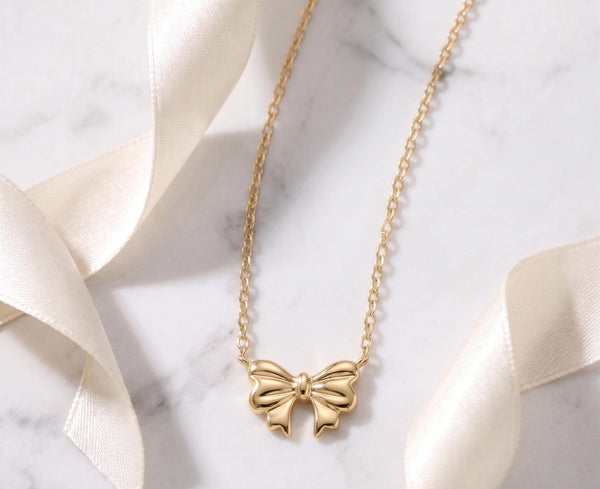 Bow Pendant Necklace – 18K Gold, Minimalist, Waterproof