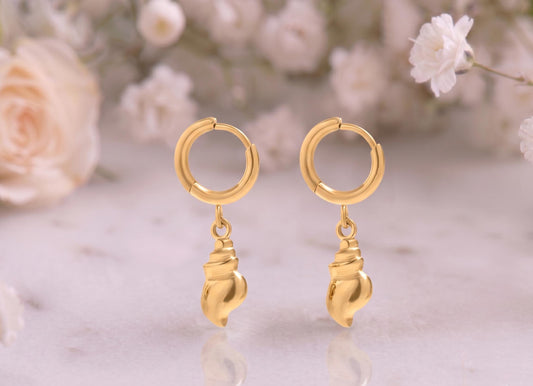 Conch Shell Huggie Earrings – 18K Gold, Coastal, Waterproof